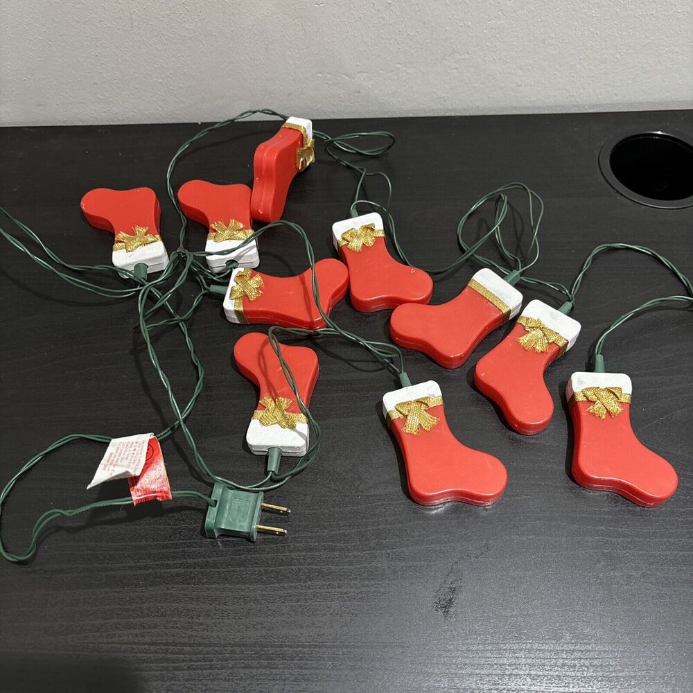 Vintage Christmas Sock Stockings Indoor/Outdoor String Lights - Set of 10 Red